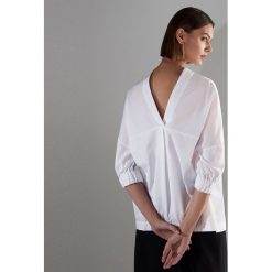 Biała koszula - Biały. Białe koszule wiązane damskie Reserved. Za 119,99 zł.
