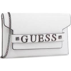 Torebka GUESS - HWWM68 76730 WHI. Białe torebki klasyczne damskie marki Guess, z aplikacjami, ze skóry ekologicznej. Za 449,00 zł.