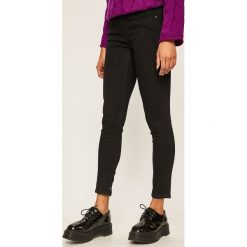 Scotch & Soda - Spodnie. Niebieskie spodnie damskie Scotch & Soda, z elastanu. W wyprzedaży za 349,90 zł.