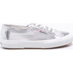 Superga - Tenisówki. Szare trampki i tenisówki damskie Superga, bez wzorów, ze skóry, na sznurówki. W wyprzedaży za 129,90 zł.