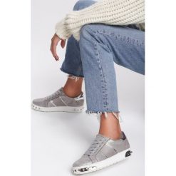 Szare Sneakersy Amor De Mi Vida. Szare sneakersy damskie Renee. Za 49,99 zł.