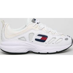 Tommy Jeans - Buty. Białe buty sportowe damskie Tommy Jeans, z jeansu. W wyprzedaży za 269,90 zł.