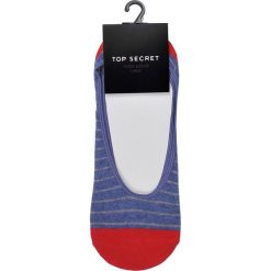 Skarpetki stopki. Czerwone skarpetki męskie Top Secret, w paski, z bawełny. Za 9,99 zł.