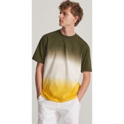 T-shirt tie-dye - Beżowy. Brązowe t-shirty męskie Reserved, s, bez wzorów, bez kołnierzyka. Za 59,99 zł.