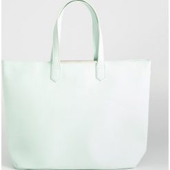Torba shopper - Zielony. Zielone torby damskie na zakupy Sinsay, bez wzorów, bez dodatków. Za 29,99 zł.