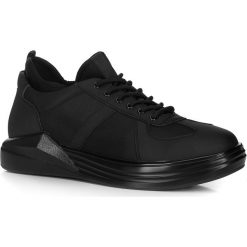 Buty męskie 88-M-937-1. Czarne buty sportowe męskie marki Wittchen, z materiału, na sznurówki. Za 479,00 zł.
