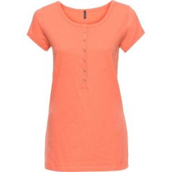 Shirt z plisą guzikową bonprix łososiowy. Pomarańczowe koszulki damskie marki bonprix, bez wzorów, bez kołnierzyka, z krótkim rękawem. Za 34,99 zł.