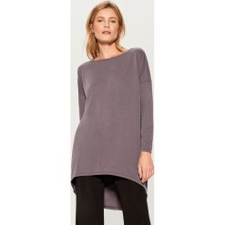 Koszulka z asymetrycznym dołem - Szary. Szare t-shirty damskie Mohito, l, z asymetrycznym kołnierzem. Za 89,99 zł.