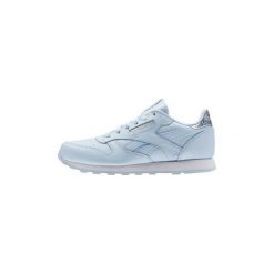 Buty Reebok Sport CLASSIC LEATHER PASTEL - PRIMARIA. Niebieskie buty sportowe damskie Reebok Sport, bez wzorów, bez zapięcia. Za 178,58 zł.