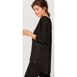 Sweter z metaliczną nitką - Czarny. Czarne bez kategorii Mohito, s. Za 99,99 zł.