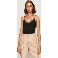Morgan - Top. Czerwone bluzki damskie Morgan, s, bez wzorów, z elastanu, casualowe, bez kołnierzyka, bez rękawów. Za 79,90 zł.