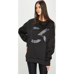 Calvin Klein Performance - Bluza. Czarne bluzy damskie z nadrukiem marki Calvin Klein Performance, s, z poliesteru. Za 599,90 zł.