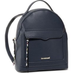 Plecak MONNARI - BAG1510-013 Navy. Niebieskie plecaki damskie Monnari, bez wzorów, ze skóry ekologicznej, klasyczne. W wyprzedaży za 149,00 zł.