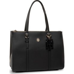 Torebka TOMMY HILFIGER - Th Chic Satchel AW0AW07985 BDS. Czarne torebki klasyczne damskie TOMMY HILFIGER, bez wzorów, ze skóry ekologicznej, klasyczne, bez dodatków. Za 799,00 zł.