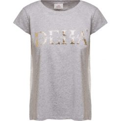 T-shirt DEHA EXPRESSION. Szare bluzki damskie Deha, z nadrukiem, z okrągłym kołnierzem, bez rękawów. Za 320,00 zł.