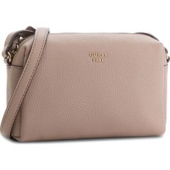 Torebka GUESS - HWVG68 65690 TAU. Czerwone listonoszki damskie Guess, z aplikacjami, ze skóry ekologicznej. Za 349,00 zł.