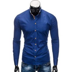 KOSZULA MĘSKA ELEGANCKA Z DŁUGIM RĘKAWEM K302 - CIEMNOGRANATOWA. Niebieskie koszule męskie na spinki marki Ombre Clothing, s, z bawełny, eleganckie, z kontrastowym kołnierzykiem, z długim rękawem. Za 59,00 zł.