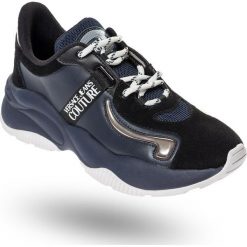 SNEAKERSY Versace Jeans Couture. Szare sneakersy męskie Versace Jeans Couture, na sznurówki. W wyprzedaży za 459,50 zł.
