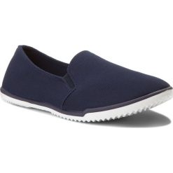 Trampki NYLON RED WSJD202. Czerwone trampki i tenisówki damskie Nylon Red, bez wzorów, z nylonu, bez zapięcia. Za 39,99 zł.