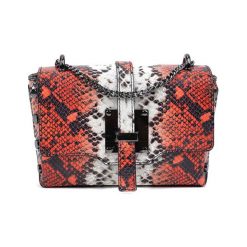 Skórzana torebka w kolorze biało-czerwonym - (S)20 x (W)15 x (G)7 cm. Czerwone torebki klasyczne damskie marki Wiosenny MUST HAVE, w paski, ze skóry, na ramię, bez dodatków. W wyprzedaży za 239,95 zł.
