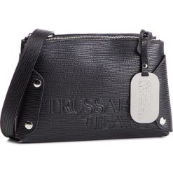Torebka TRUSSARDI JEANS - Melly Cacciatora Sm 75B00676 K299. Czarne listonoszki damskie Trussardi Jeans, bez wzorów, z jeansu, bez dodatków. W wyprzedaży za 349,00 zł.