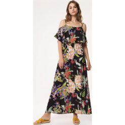 Czarna Sukienka Ductile. Czarne sukienki damskie Born2be, s, eleganckie, maxi. Za 89,99 zł.