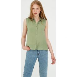 Koszula basic bez rękawów. Brązowe topy damskie Pull&Bear, bez wzorów, bez kołnierzyka, bez rękawów. Za 29,90 zł.