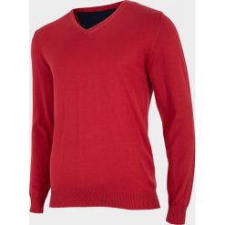 Sweter męski SWM603 - ciemna czerwień - Outhorn. Czerwone swetry męskie Outhorn, m, bez wzorów, bez kołnierzyka, bez kaptura. W wyprzedaży za 59,99 zł.