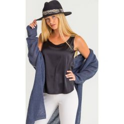 TOP PAN Max Mara Leisure. Czarne bluzki damskie Max Mara Leisure, s, z aplikacjami, z elastanu, z okrągłym kołnierzem. Za 371,40 zł.