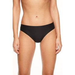 Figi klasyczne Chantelle SoftStretch C10670. Brązowe figi damskie Chantelle, bez wzorów, z elastanu. Za 69,00 zł.