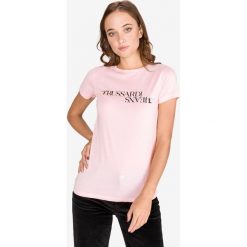 Trussardi Jeans Koszulka Beżowy. Brązowe koszulki damskie Trussardi Jeans, l, z nadrukiem, z bawełny, bez kołnierzyka. Za 209,95 zł.