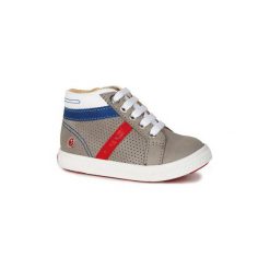 Buty Dziecko GBB VOLAGO. Szare trampki chłopięce GBB, bez wzorów, bez zapięcia. Za 197,40 zł.