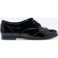 Clarks - Półbuty Andora Trick. Czarne bez kategorii marki Clarks, ze skóry, na obcasie. W wyprzedaży za 199,90 zł.