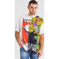 T-SHIRT versace jeans couture. Białe t-shirty męskie m, z aplikacjami, z bawełny, z okrągłym kołnierzem. Za 659,00 zł.