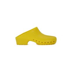 Chodaki Calzuro S GIALLO. Żółte klapki damskie Calzuro, bez wzorów, bez obcasa. Za 207,22 zł.