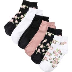 Krótkie skarpetki (6 par) bonprix czarny w kwiaty. Czarne skarpetki damskie bonprix, w kwiaty, z bawełny. Za 34,99 zł.
