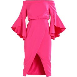 Sukienki: Lavish Alice OFF THE SHOULDER MIDI DRESS WITH BELL SLEEVE Sukienka koktajlowa pink