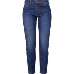 BOSS CASUAL ROSEVILLE Jeansy Slim Fit dark blue. Niebieskie boyfriendy damskie BOSS Casual. Za 589,00 zł.