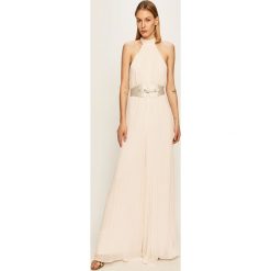 Marciano Guess - Kombinezon. Różowe kombinezony damskie MARCIANO GUESS, s, z aplikacjami, z poliesteru, z okrągłym kołnierzem, z długim rękawem, długie. Za 1129,00 zł.