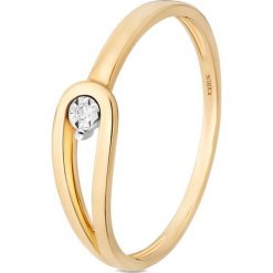 RABAT Pierścionek Złoty - złoto 585, Diament 0,02ct. Żółte pierścionki damskie W.KRUK, z diamentem, złote. W wyprzedaży za 389,00 zł.