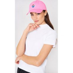 Sweet SKTBS Czapka z daszkiem Sweet Pepsi Gone Logo - Pink. Różowe czapki z daszkiem damskie marki Sweet SKTBS. W wyprzedaży za 40,38 zł.