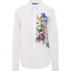 Sportmax Code LEGENDA Koszula weiss. Białe tuniki damskie Sportmax Code, bez wzorów, z bawełny, bez kołnierzyka, bez rękawów. Za 1069,00 zł.