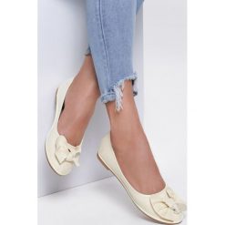 Żółte Balerinki Walk This Way. Żółte baleriny damskie Renee, bez wzorów, bez obcasa, na płaskiej podeszwie. Za 39,99 zł.