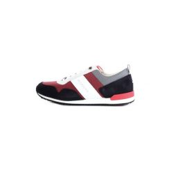 Buty Tommy Hilfiger FM02273. Białe trampki męskie TOMMY HILFIGER, bez wzorów, bez zapięcia. Za 410,61 zł.