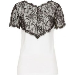 Shirt z koronką bonprix biel wełny - czarny. Białe koszulki damskie bonprix, w koronkowe wzory, z wełny, bez kołnierzyka, z krótkim rękawem. Za 37,99 zł.