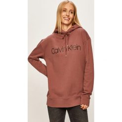 Calvin Klein - Bluza. Czarne bluzy damskie Calvin Klein, s, z nadrukiem, z bawełny, bez rękawów, z kapturem. W wyprzedaży za 359,90 zł.