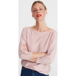 Sweter nietoperz - Różowy. Różowe swetry damskie Reserved, s, bez wzorów, bez rękawów, bez kaptura. Za 49,99 zł.
