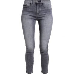 Calvin Klein Jeans HIGH RISE SKINNY ANKLESTRIP Jeans Skinny Fit garmor grey. Szare jeansy damskie Calvin Klein Jeans, z bawełny. W wyprzedaży za 419,30 zł.