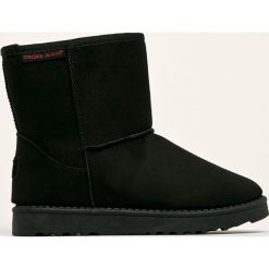 Cross Jeans - Śniegowce. Czarne śniegowce damskie Cross Jeans, z jeansu, bez zapięcia. W wyprzedaży za 99,90 zł.