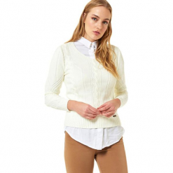 Sweter w kolorze kremowym. Białe swetry klasyczne damskie marki Jimmy Sanders, l, z okrągłym kołnierzem. W wyprzedaży za 99,95 zł.